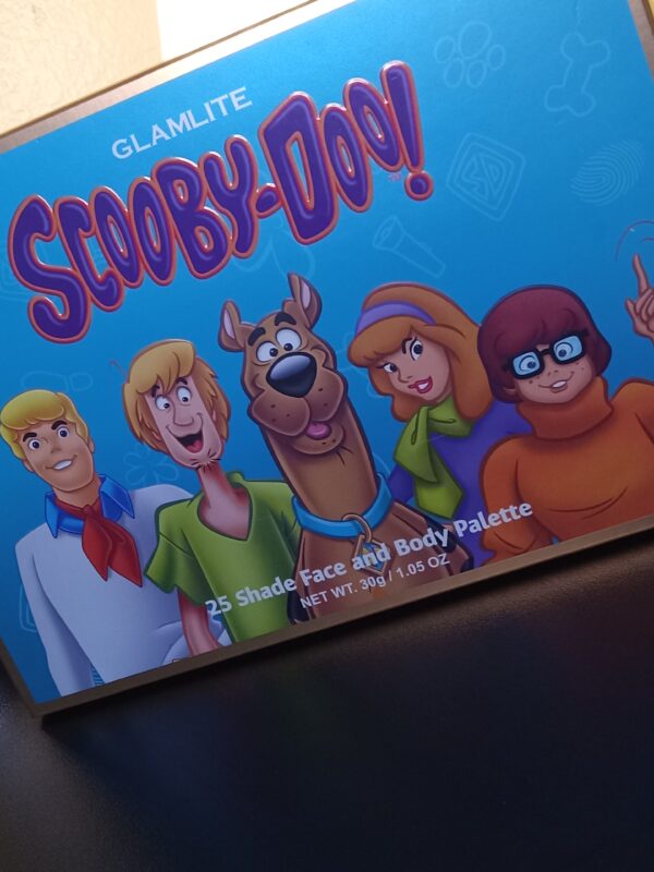 Glamlite X Scooby-Doo! 25 Shade Face & Body Palette - Image 3