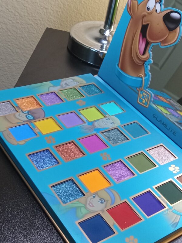 Glamlite X Scooby-Doo! 25 Shade Face & Body Palette - Image 2